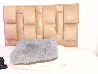 Kitty's Live Sex Cam Show
