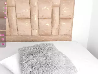 Kitty's Live Sex Cam Show