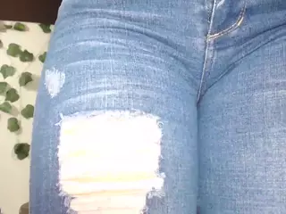 saraadamss's Live Sex Cam Show