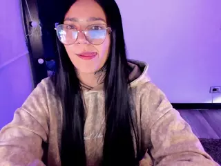 LeaSmlthv's Live Sex Cam Show