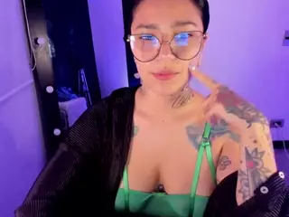 LeaSmlthv's Live Sex Cam Show