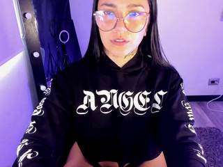 Larola_a