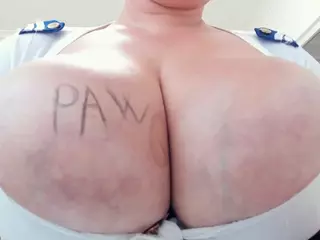 lovelyclara4u's Live Sex Cam Show