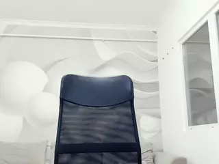 lovelyclara4u's Live Sex Cam Show