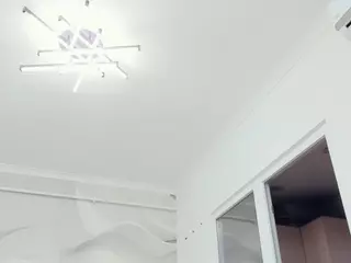 lovelyclara4u's Live Sex Cam Show