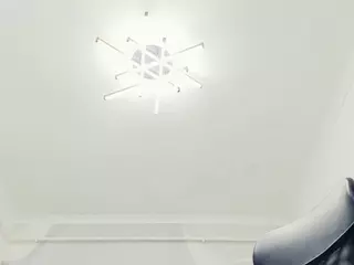 lovelyclara4u's Live Sex Cam Show