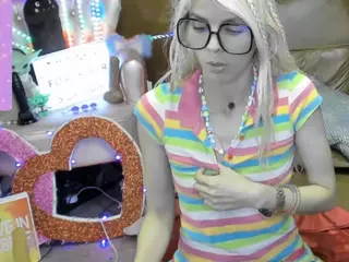 Skinnygirl's Live Sex Cam Show