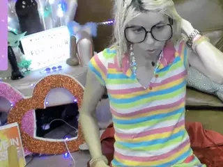 Skinnygirl's Live Sex Cam Show