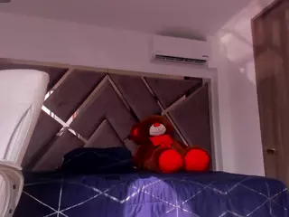 Salomme Cruz's Live Sex Cam Show