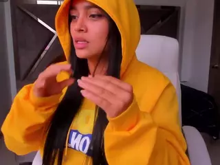Salomme Cruz's Live Sex Cam Show