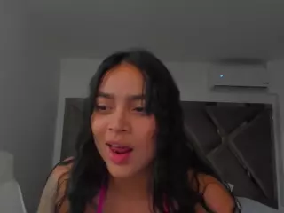 Salomme Cruz's Live Sex Cam Show