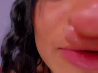 Salomme Cruz's Live Sex Cam Show