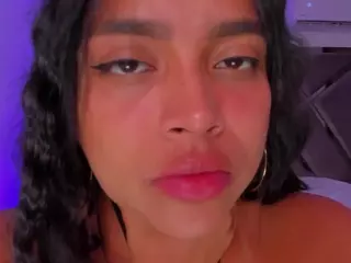 Salomme Cruz's Live Sex Cam Show
