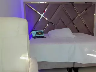 Salomme Cruz's Live Sex Cam Show
