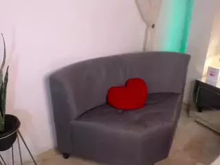 vannesahills's Live Sex Cam Show
