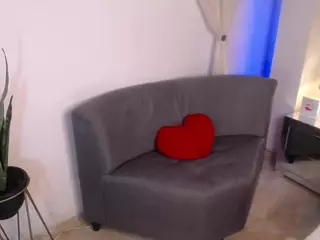 vannesahills's Live Sex Cam Show