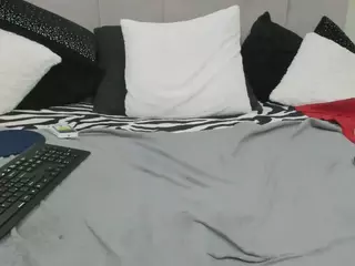 Deea's Live Sex Cam Show
