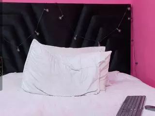 mariahblack's Live Sex Cam Show
