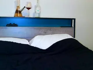 Tight Tiny MILF's Live Sex Cam Show
