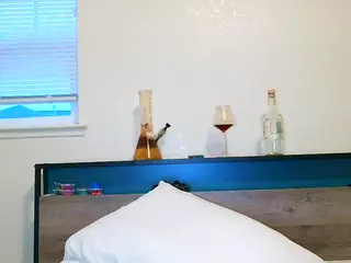 Tight Tiny MILF's Live Sex Cam Show