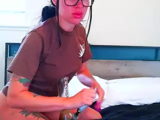 Tight Tiny MILF's Live Sex Cam Show