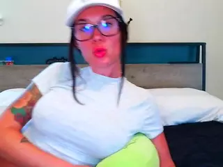 Tight Tiny MILF's Live Sex Cam Show
