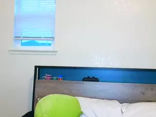Tight Tiny MILF's Live Sex Cam Show