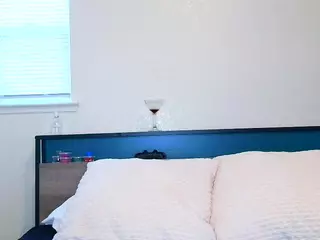 Tight Tiny MILF's Live Sex Cam Show
