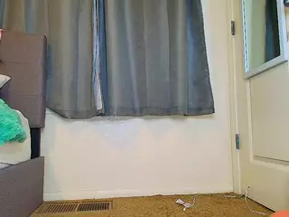 Tight Tiny MILF's Live Sex Cam Show