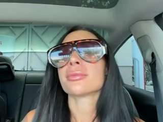 Live cam show with Tight Tiny MILF