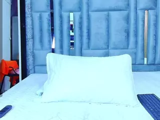 veronica's Live Sex Cam Show