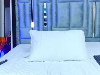 veronica's Live Sex Cam Show