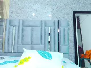 veronica's Live Sex Cam Show