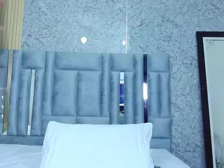 veronica's Live Sex Cam Show