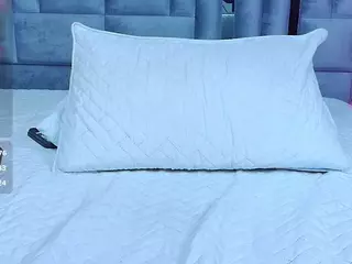 veronica's Live Sex Cam Show