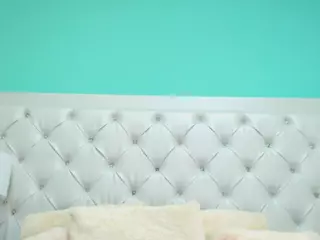 Penelope Laurent's Live Sex Cam Show