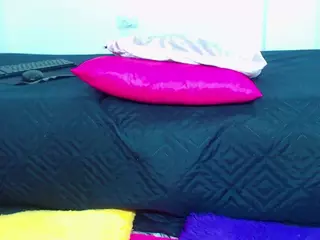 alejandrahottx1's Live Sex Cam Show