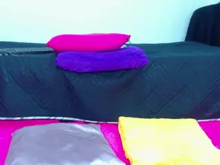 alejandrahottx1's Live Sex Cam Show