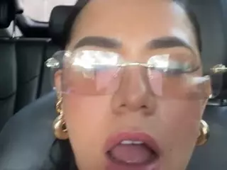 VIOLETA's Live Sex Cam Show