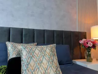 VIOLETA's Live Sex Cam Show