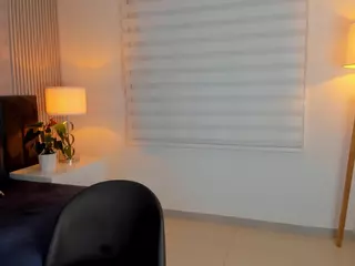 VIOLETA's Live Sex Cam Show