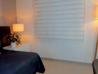 VIOLETA's Live Sex Cam Show
