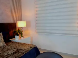 VIOLETA's Live Sex Cam Show