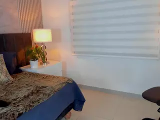 VIOLETA's Live Sex Cam Show