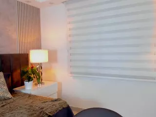 VIOLETA's Live Sex Cam Show