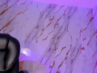 LizzHamilton's Live Sex Cam Show