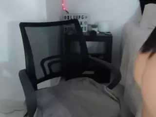 dinadivine's Live Sex Cam Show