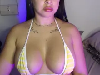 dinadivine's Live Sex Cam Show