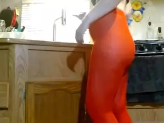 GinaBooty's Live Sex Cam Show