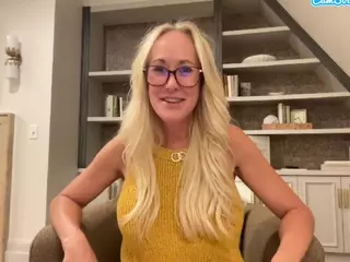 Brandi Love's Live Sex Cam Show